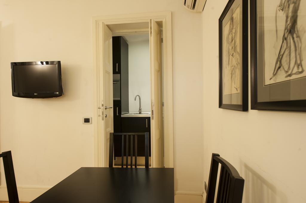 Bed and Breakfast Moses Fountain Roma Esterno foto