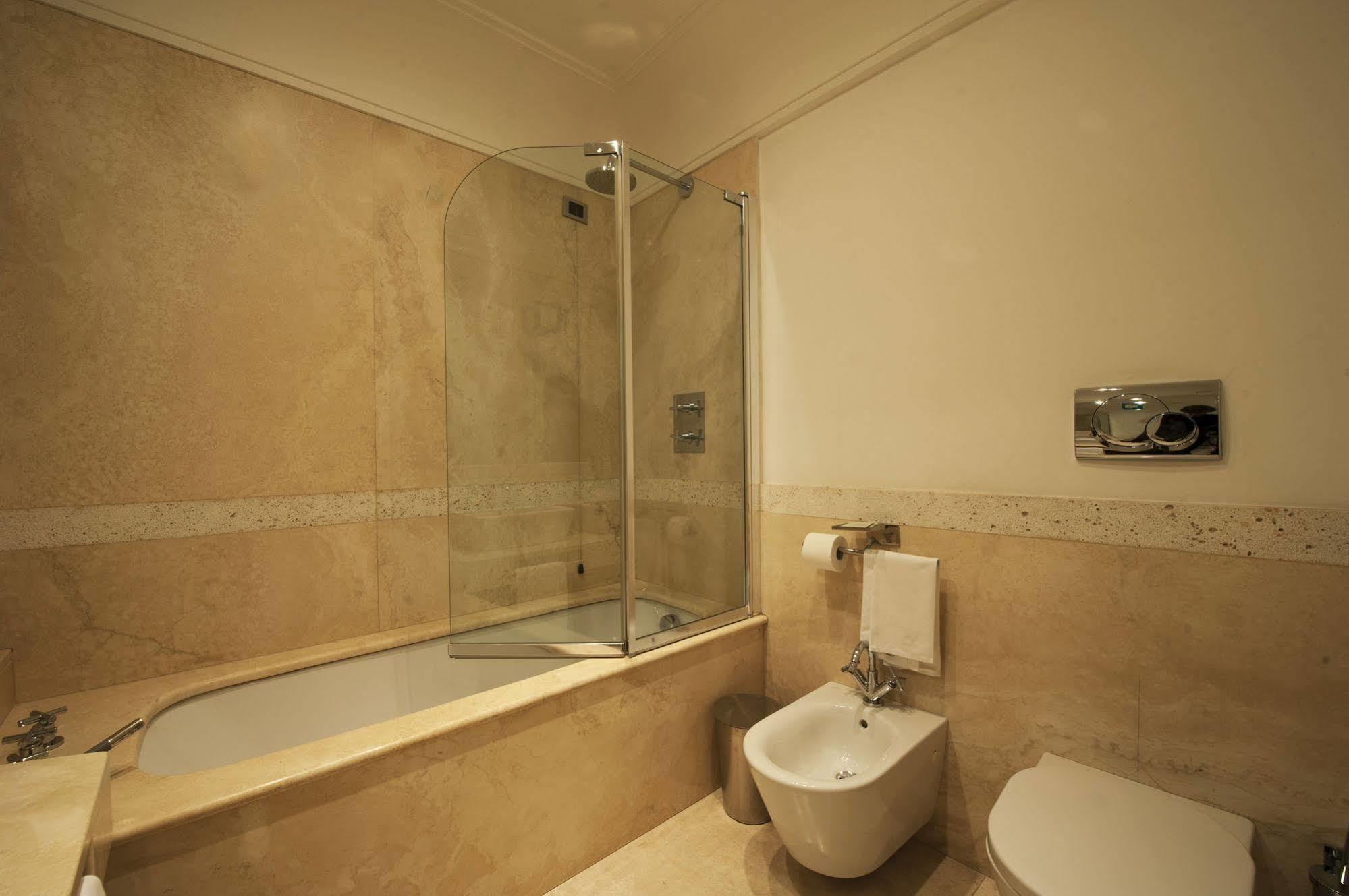Bed and Breakfast Moses Fountain Roma Esterno foto