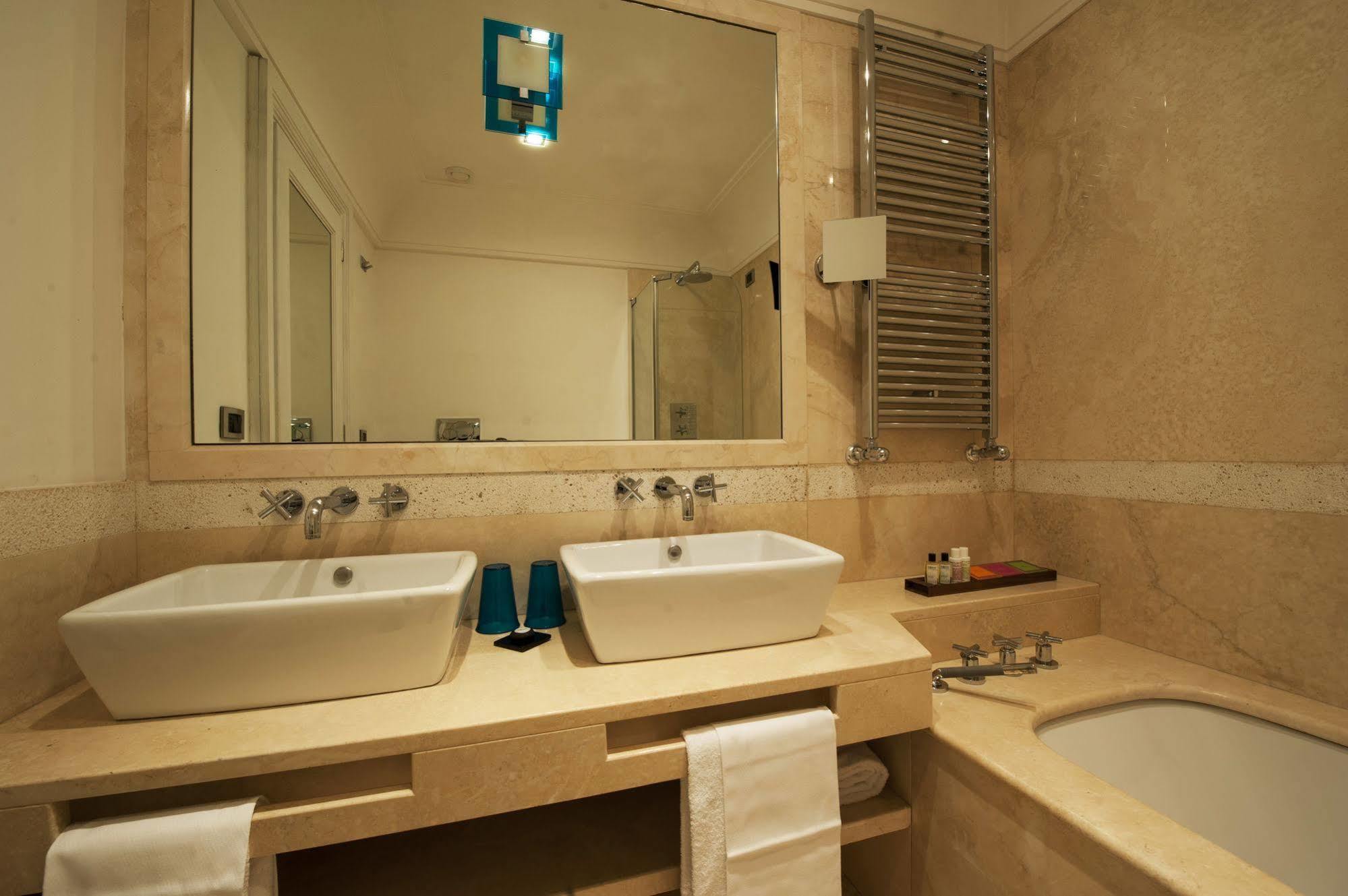 Bed and Breakfast Moses Fountain Roma Esterno foto